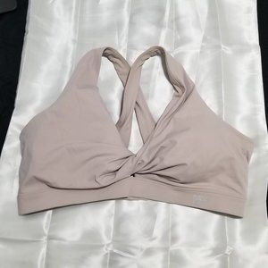 Yvette sports bra size 44d-f